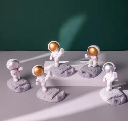 Nordic Style Astronaut Mobile Phone Stand Holder | Cute Desktop Accessory