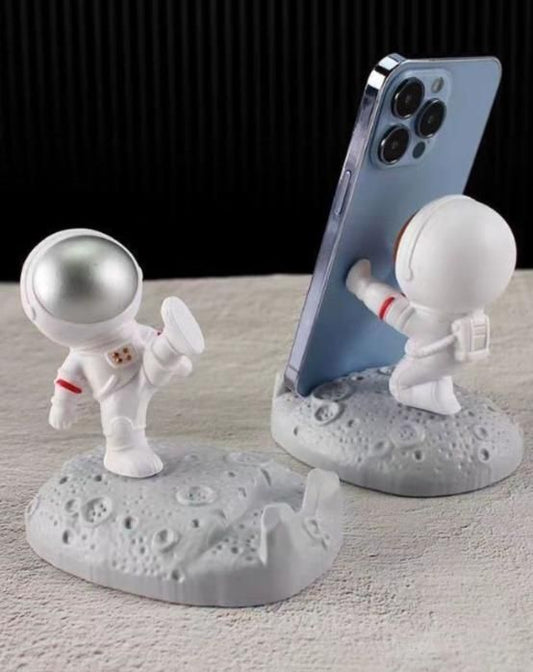 Nordic Style Astronaut Mobile Phone Stand Holder | Cute Desktop Accessory