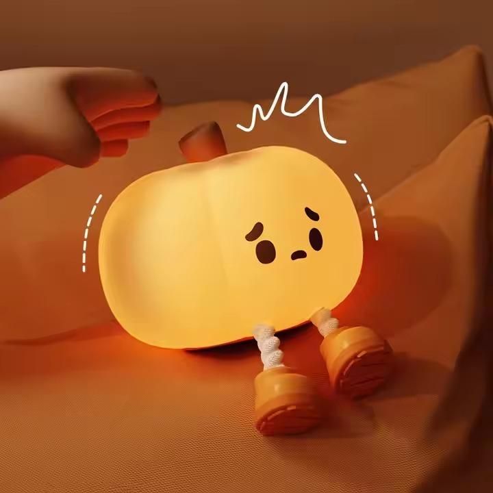 🎃 Sad Pumpkin Silicone Night Lamp – Cute, Soft & Mood-Lifting Glow!